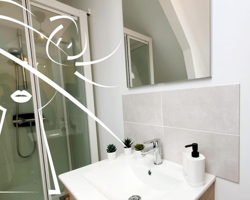Pop & Suite Par Madame Conciergerie Rennes Exterior photo